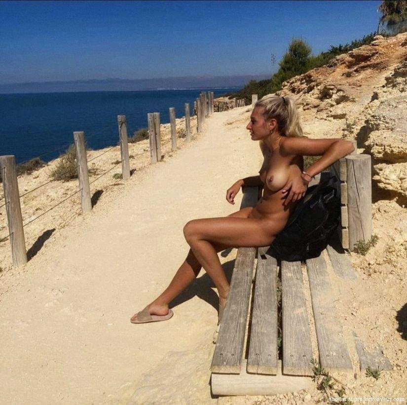 instagram model is way too hot naturally. #1UAkGa0o