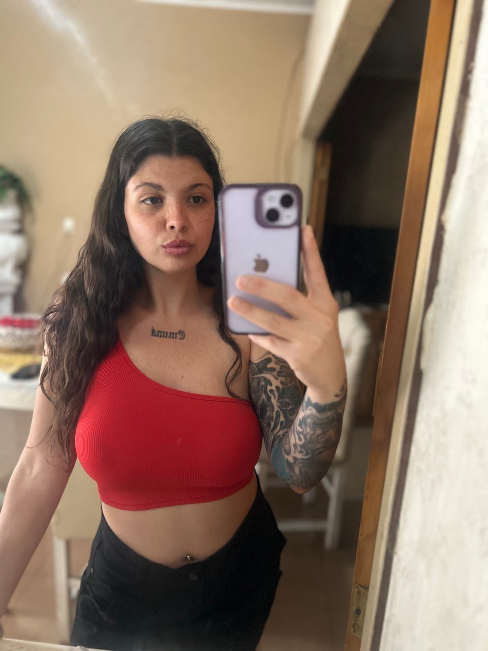 Nicole #gC3Tw94p