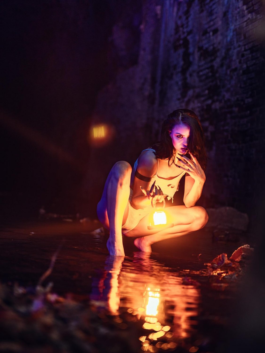 Gorgeous classy girl shows off #8q635rwV