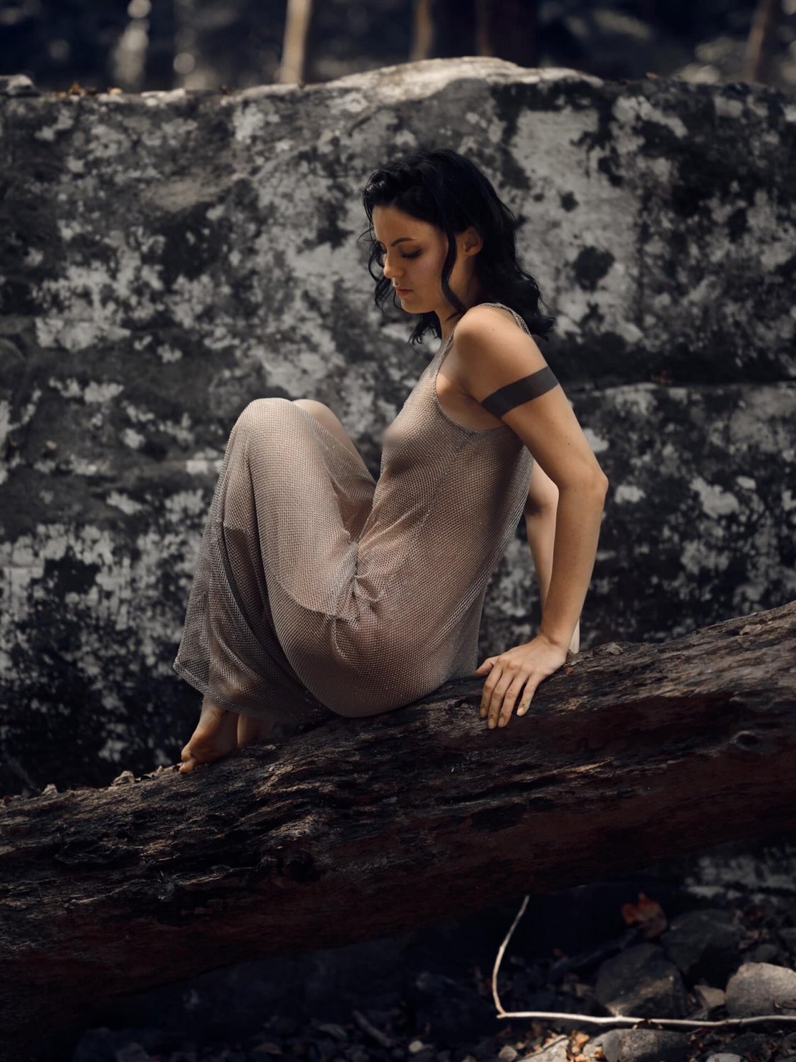 Gorgeous classy girl shows off #XuvACF6J